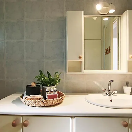 Διαμέρισμα Phaedrus Living Luxury Flat Sea View 9